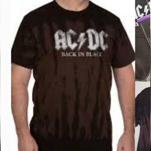 NEW XXL ACDC ROCK BAND BLACK MENS CONCERT TSHIRT 2 EXTRA LARGE NWT